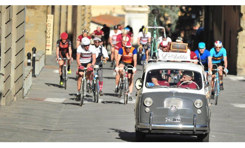 MAGLIA DI LANA BICI POLVERE E PASSIONE AD AREZZO SI CORRE L ARDITA