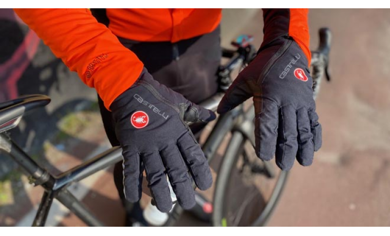 CASTELLI. ESPRESSO GT GLOVE E ESTREMO SHOECOVER, MANI E PIEDI AL CALDO