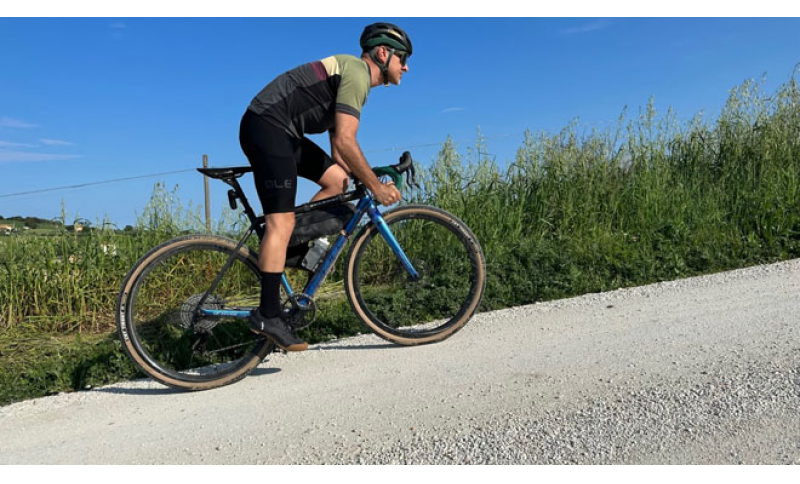 ALE' CYCLING. IL GRAVEL E' ANCHE UNA QUESTIONE DI STILE